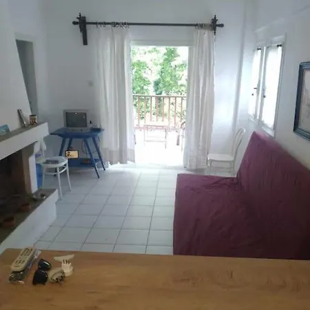 Serene At St. Ioannis Apartment