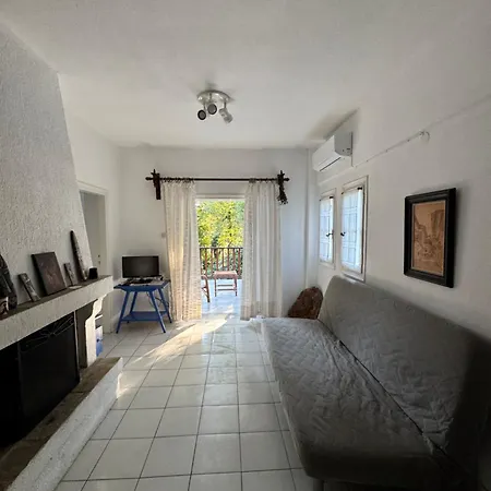 Serene At St. Ioannis Apartment *
